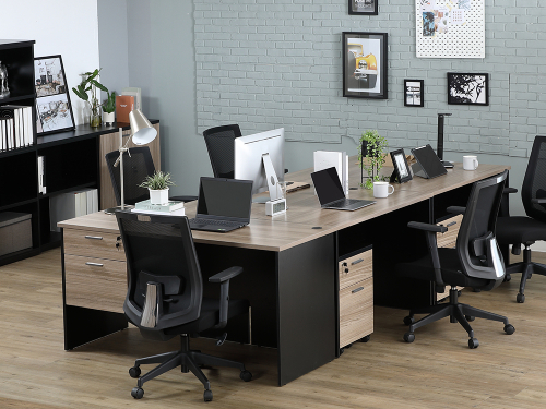 Desks 5 seater Model