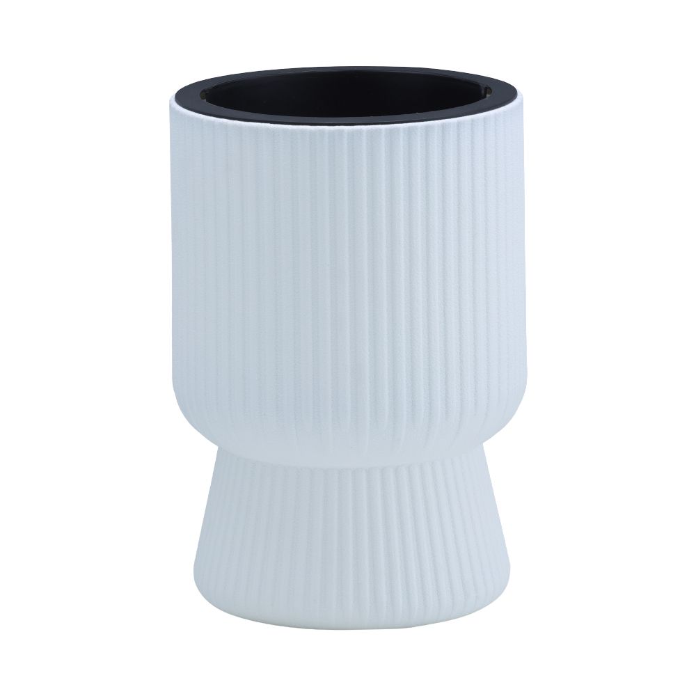 Model Size 25.6 x 36 cm - White